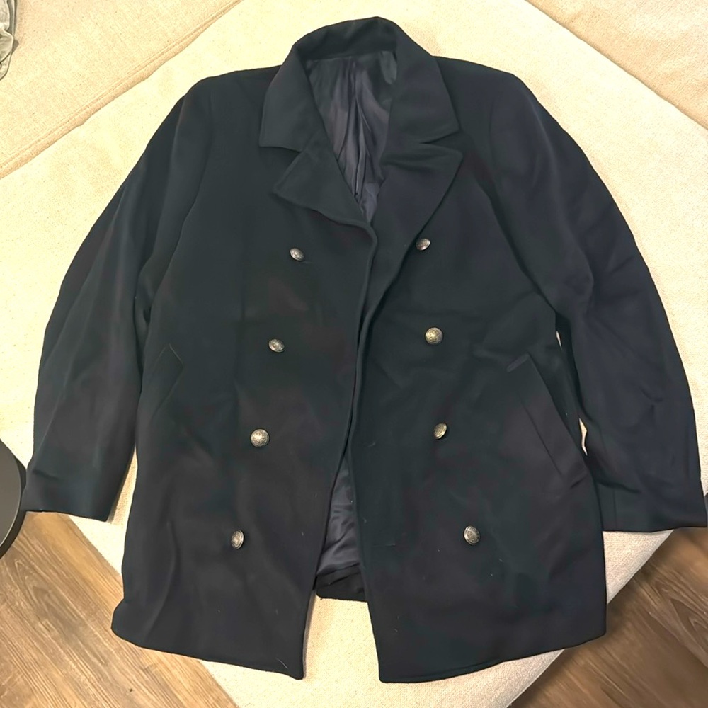navy men’s double breast peacoat size 44 R Italian wool & cashmere.